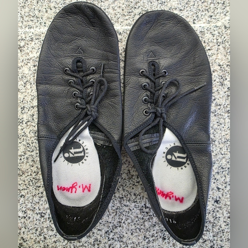 Illinois Theatrical Black Jazz Shoes Size 8 9166